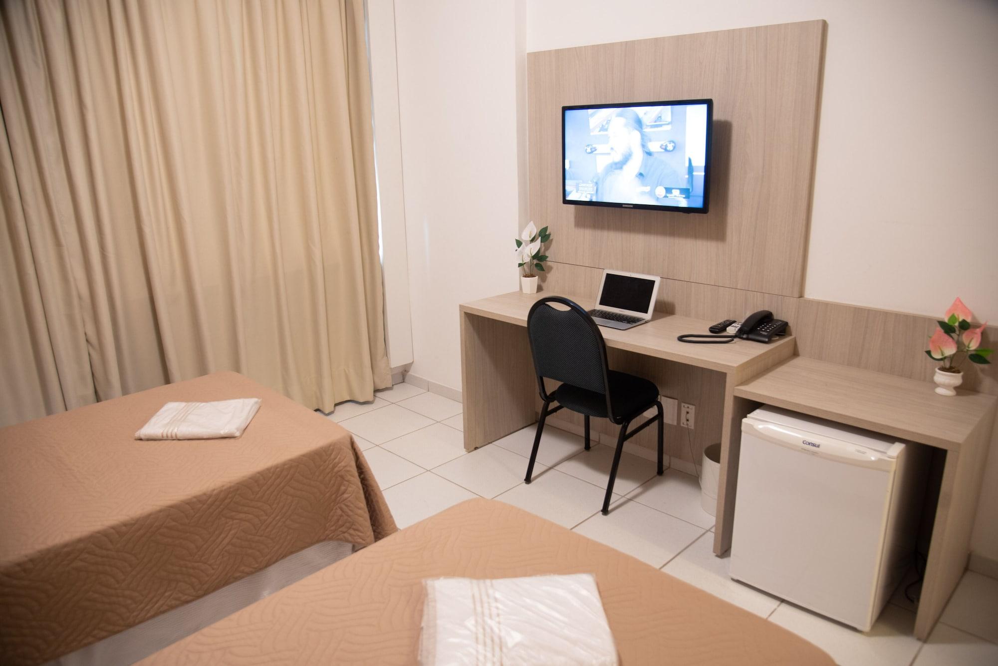 Getullio Hotel กูยาบา ภายนอก รูปภาพ