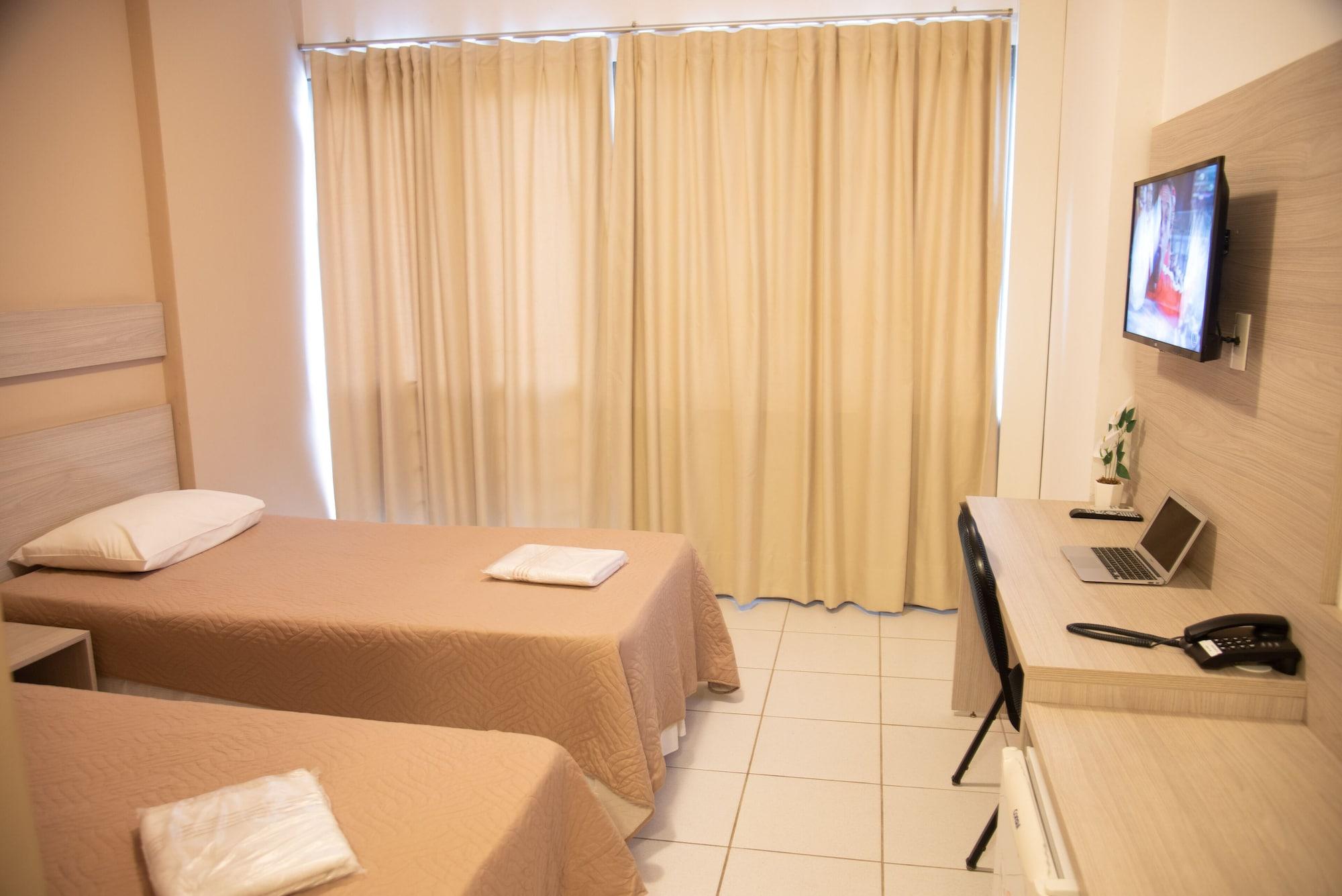 Getullio Hotel กูยาบา ภายนอก รูปภาพ