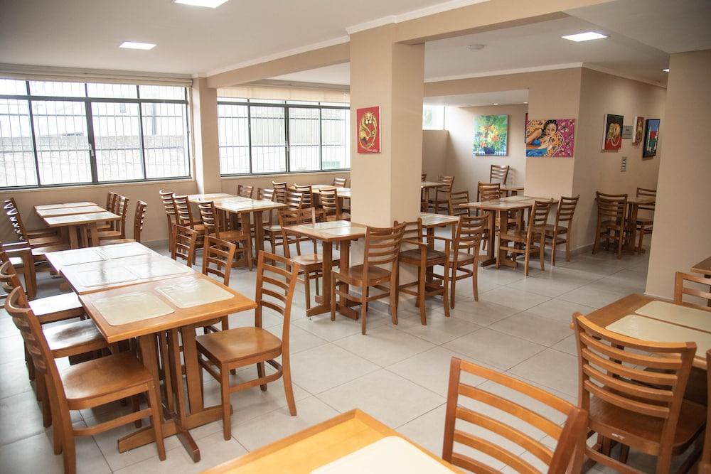 Getullio Hotel กูยาบา ภายนอก รูปภาพ