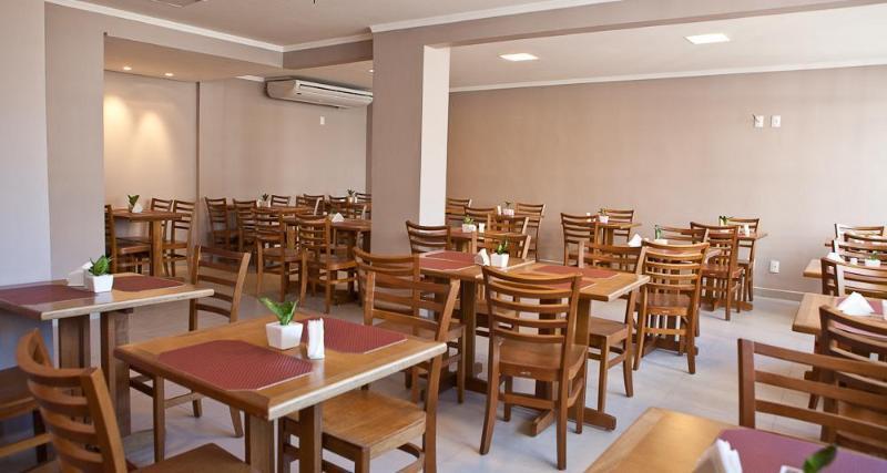 Getullio Hotel กูยาบา ภายนอก รูปภาพ